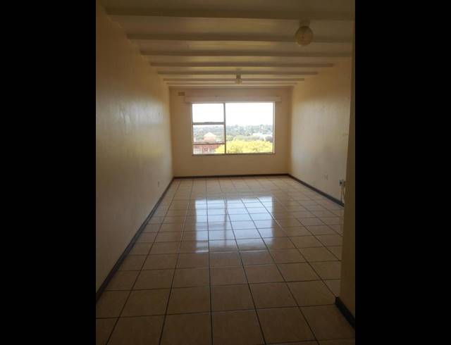 2 BEDROOM PROPERTY TO RENT IN KEMPTON PARK EXT 04